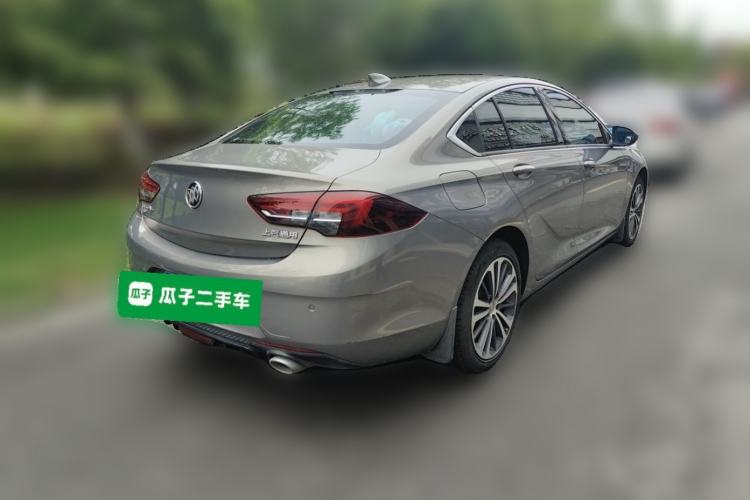 Used Buick Regal 2017 20T Elite Edition Rear Right 45 Deg