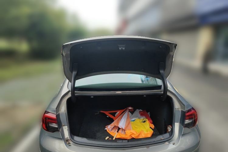 Used Buick Regal 2017 20T Elite Edition Trunk
