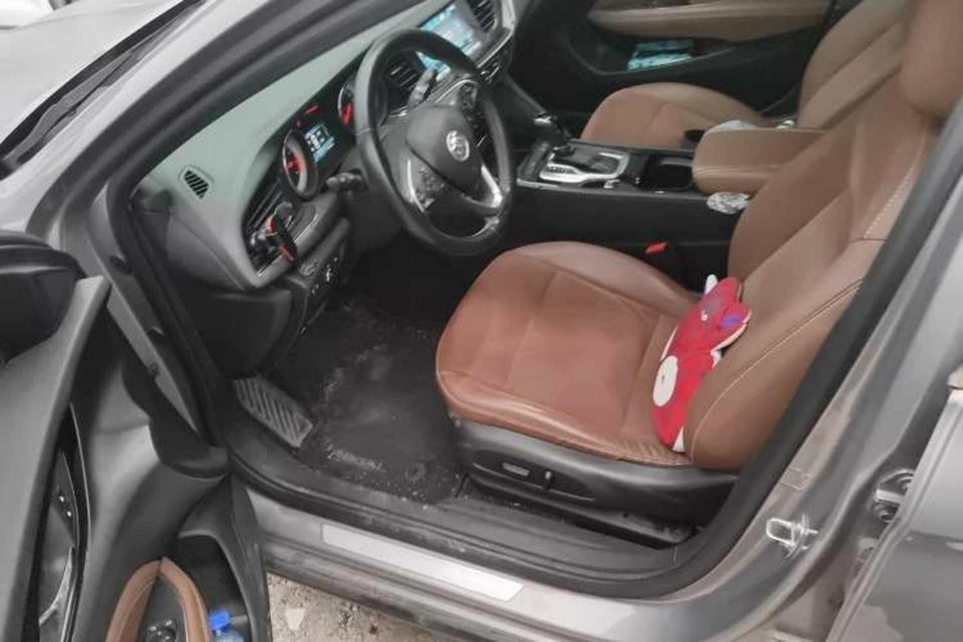 Used Buick Regal 2017 20T Luxury Model Driver Seat