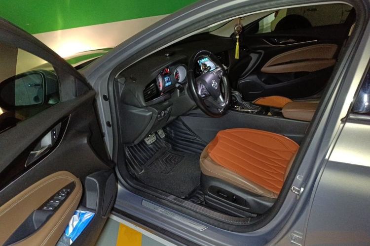 Used Buick Regal 2017 20T Elite Edition Driver Seat