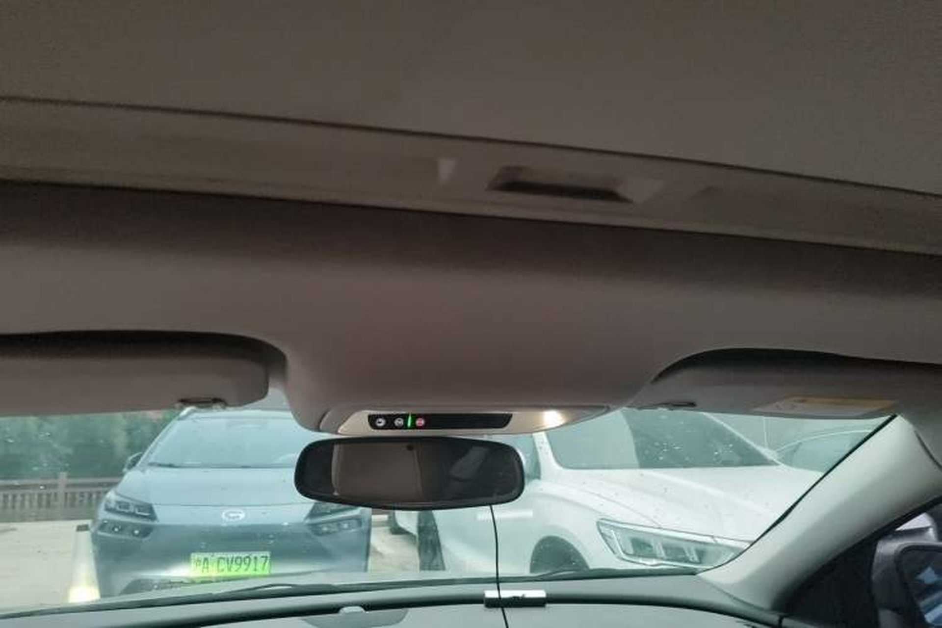 Used Buick Regal 2017 20T Luxury Model Headliner
