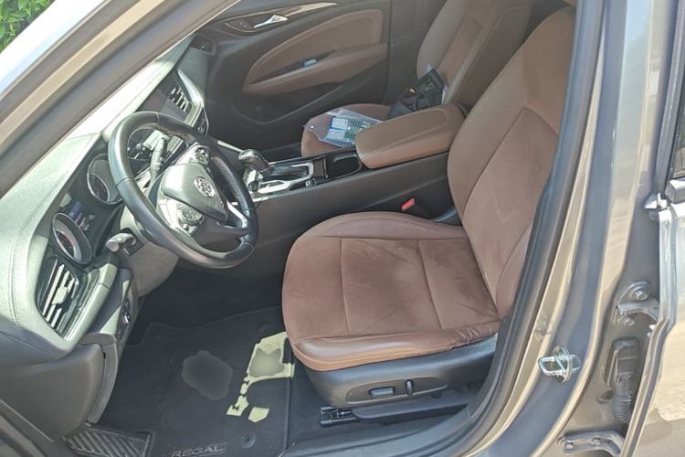 Used Buick Regal 2017 20T Luxury Model Left Front Seat