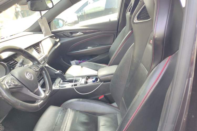 Used Buick Regal 2017 GS 28T Luxury Model Left Front Seat