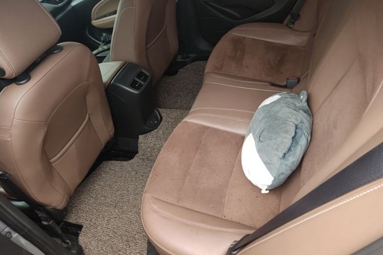 Used Buick Regal 2017 20T Luxury Model Left Rear Seat