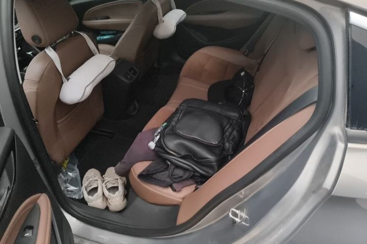 Used Buick Regal 2017 20T Luxury Model Left Rear Seat