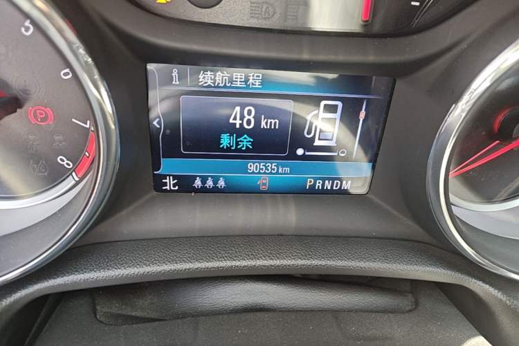 Used Buick Regal 2017 20T Luxury Model Odometer Close Up