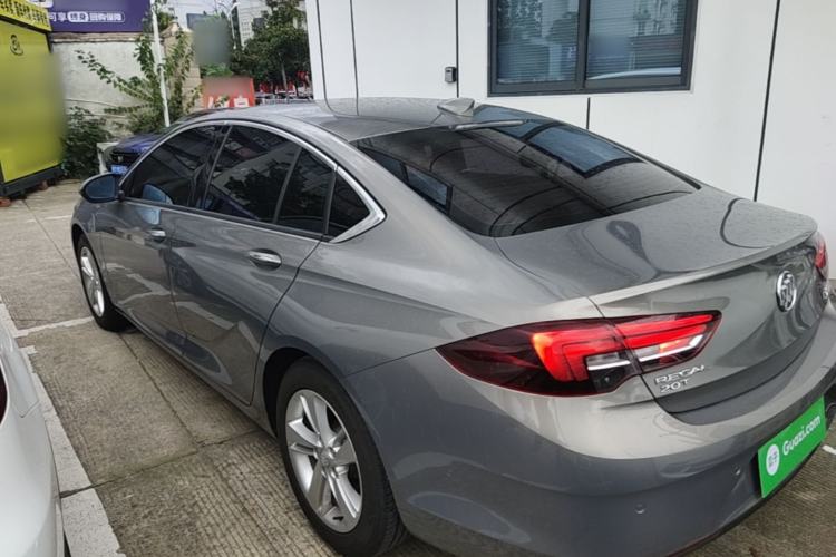 Used Buick Regal 2017 20T Luxury Model Rear Left 45 Deg