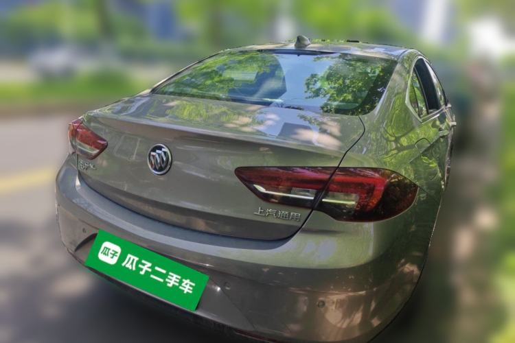 Used Buick Regal 2017 20T Elite Edition Rear Right 45 Deg