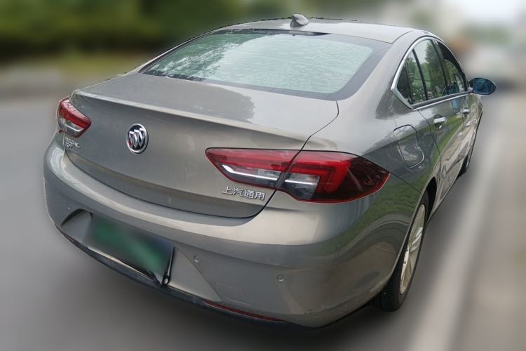 Used Buick Regal 2017 20T Elite Edition Rear Right 45 Deg