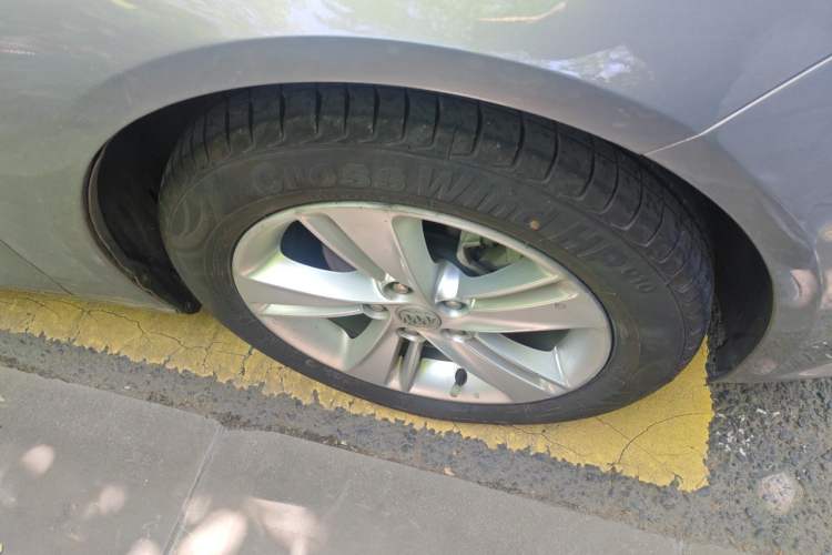 Used Buick Regal 2017 20T Elite Edition Right Front Wheel Hub
