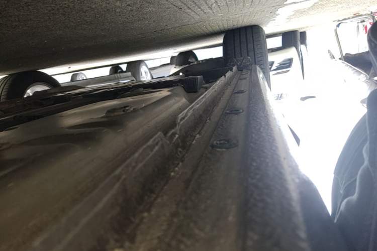 Used Buick Regal 2017 20T Luxury Model Right Side Sill