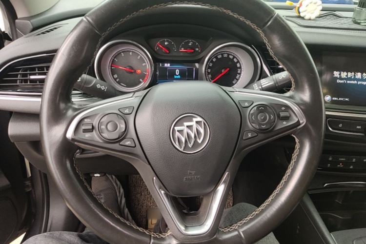 Used Buick Regal 2017 20T Luxury Model Steering Wheel