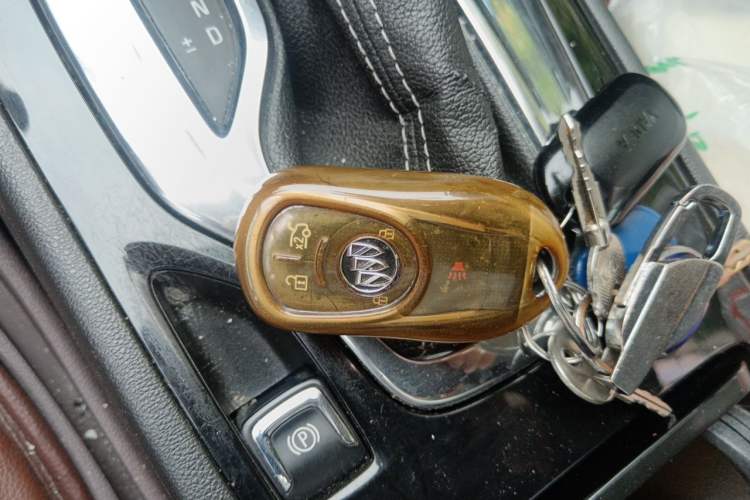 Used Buick Regal 2017 20T Elite Edition Vehicle Key