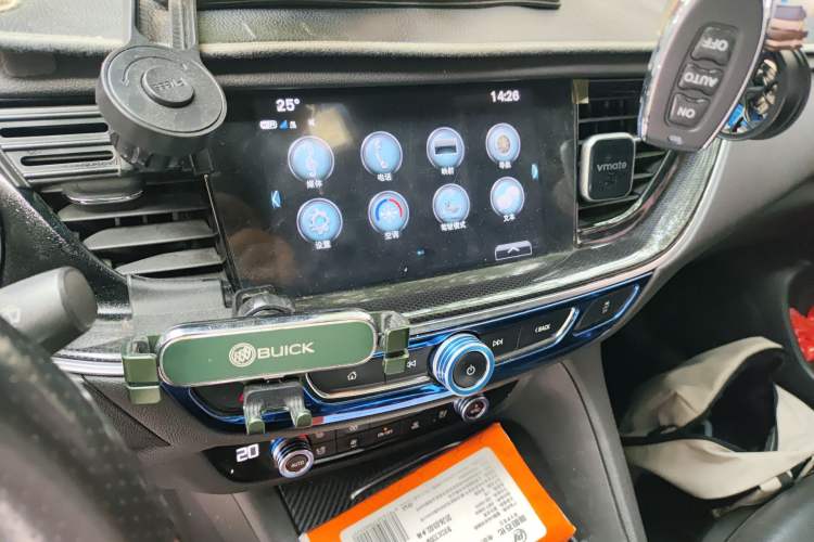 Used Buick Regal 2017 GS 28T Prestige Model Audio And AC Panel