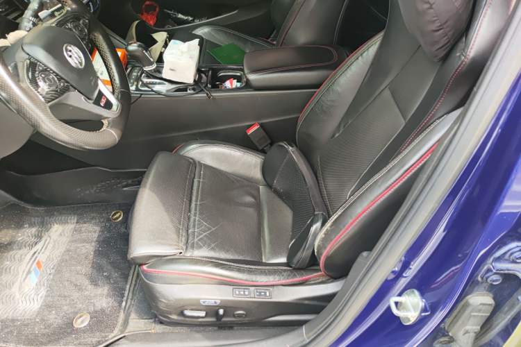 Used Buick Regal 2017 GS 28T Prestige Model Left Front Seat