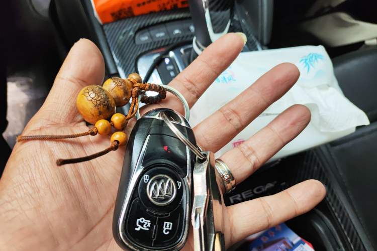 Used Buick Regal 2017 GS 28T Prestige Model Vehicle Key