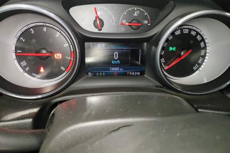Used Buick Regal 2017 20T Elite Edition Instrument Cluster