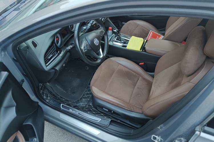 Used Buick Regal 2017 20T Luxury Model Driver Seat