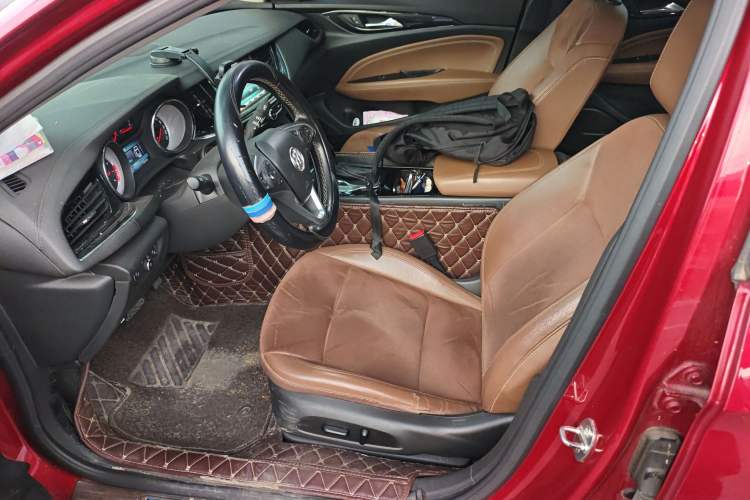 Used Buick Regal 2017 20T Elite Edition Left Front Seat