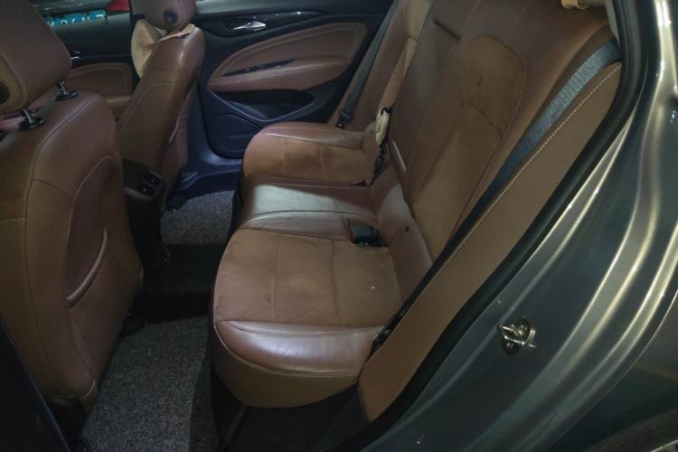 Used Buick Regal 2017 20T Luxury Model Left Rear Seat