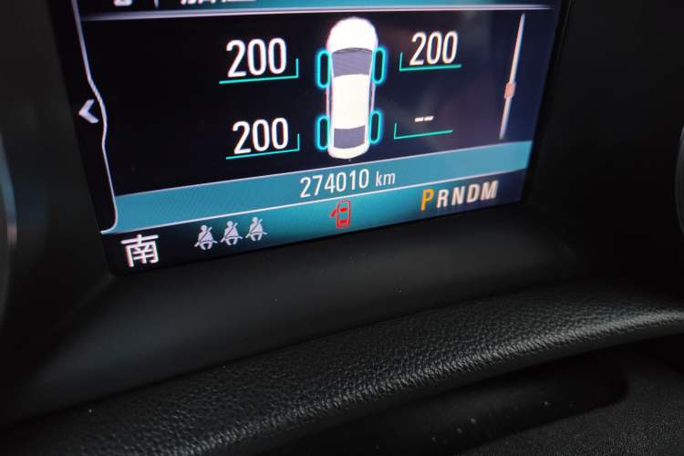 Used Buick Regal 2017 20T Luxury Model Odometer Close Up