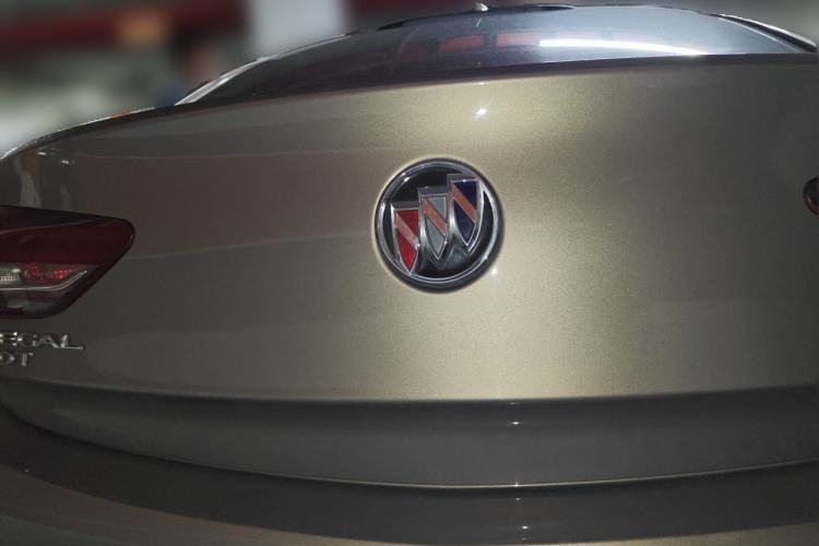 Used Buick Regal 2017 20T Luxury Model Rear