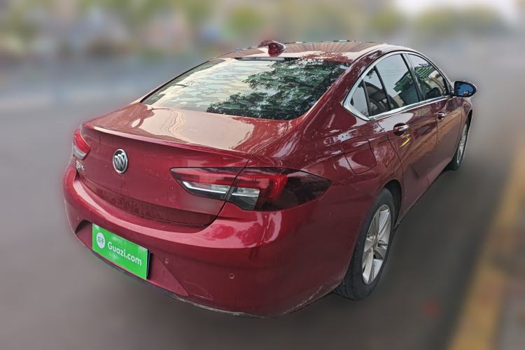 Used Buick Regal 2017 20T Elite Edition Rear Right 45 Deg