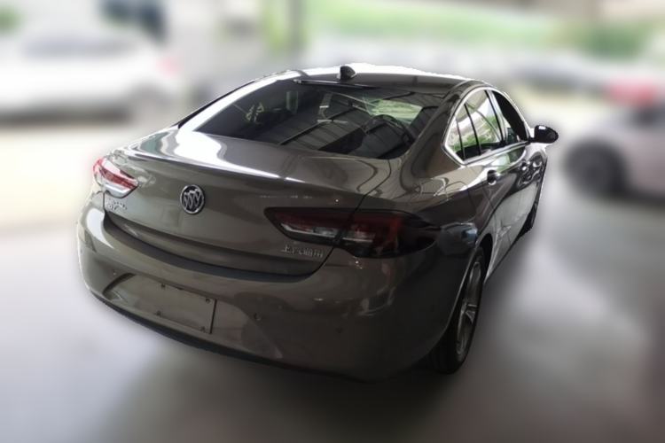 Used Buick Regal 2017 20T Luxury Model Rear Right 45 Deg