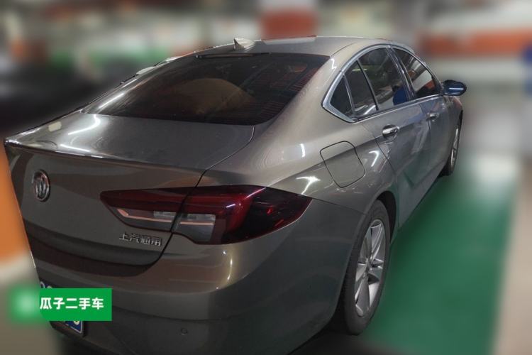 Used Buick Regal 2017 20T Luxury Model Rear Right 45 Deg