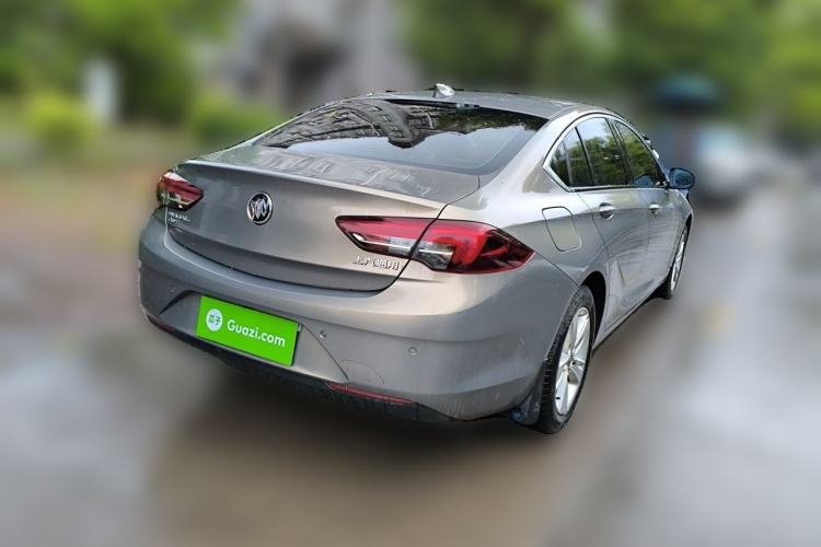 Used Buick Regal 2017 20T Luxury Model Rear Right 45 Deg