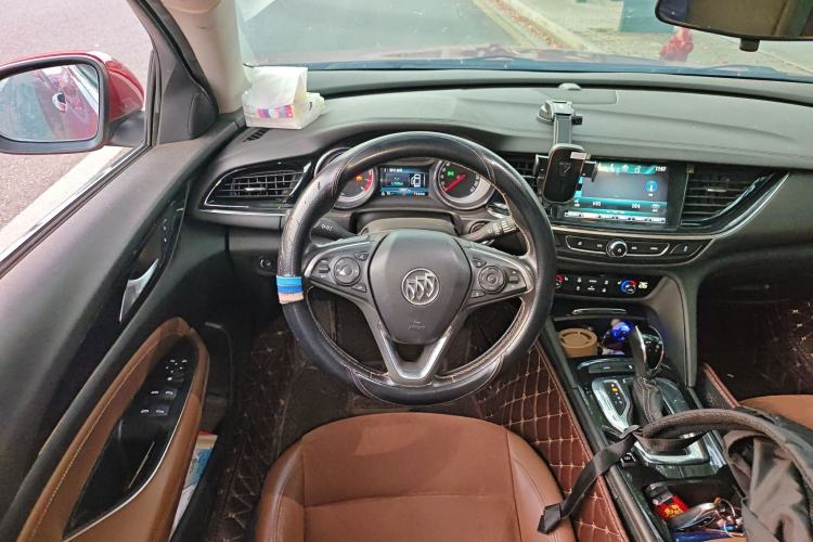 Used Buick Regal 2017 20T Elite Edition Steering Wheel