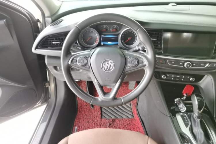 Used Buick Regal 2017 20T Luxury Model Steering Wheel