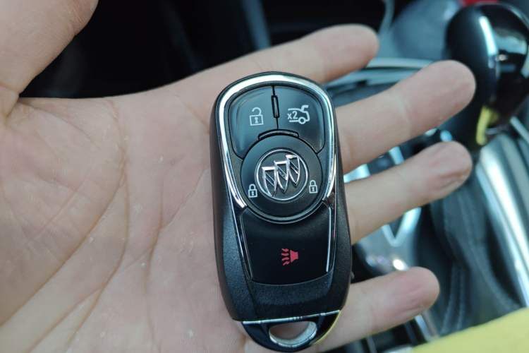 Used Buick Regal 2017 20T Luxury Model Vehicle Key