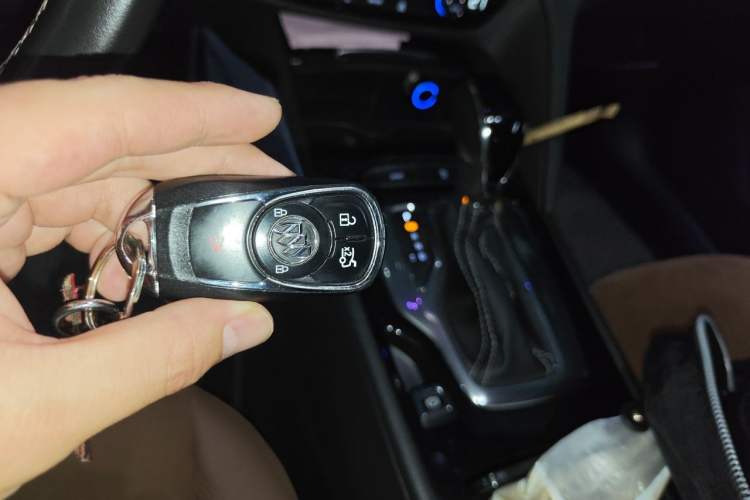 Used Buick Regal 2017 20T Luxury Model Vehicle Key