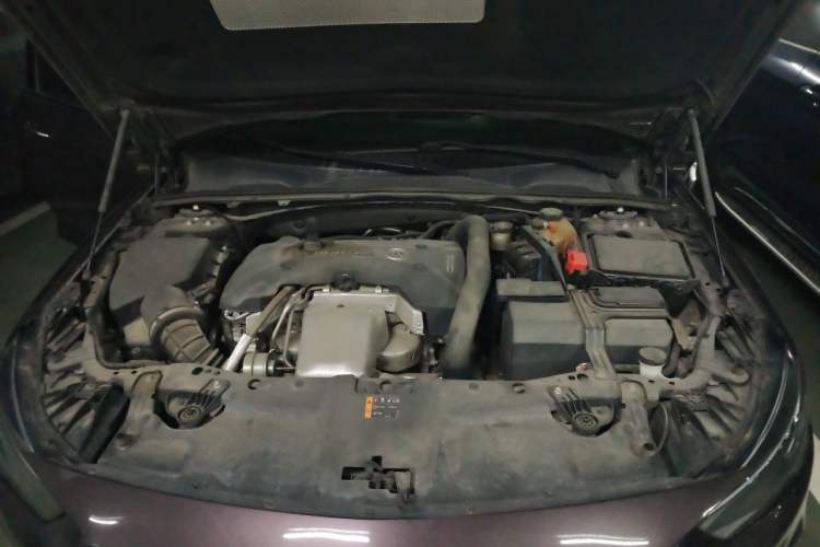 Used Buick Regal 2017 GS 28T Prestige Model Engine Bay
