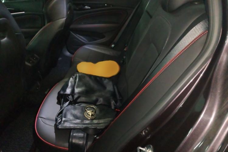 Used Buick Regal 2017 GS 28T Prestige Model Interior 4