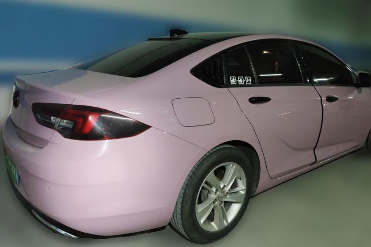Used Buick Regal 2017 20T Elite Edition Rear Right 45 Deg
