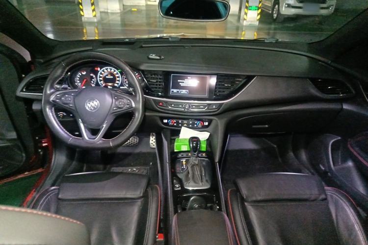 Used Buick Regal 2017 GS 28T Prestige Model Center Console