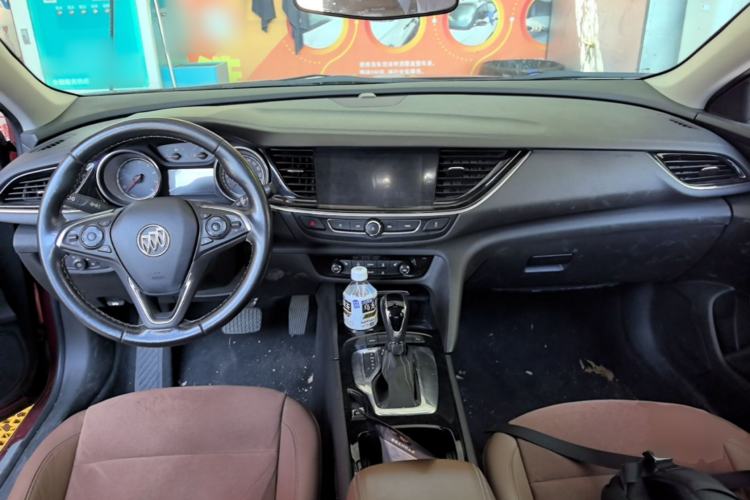Used Buick Regal 2017 20T Elite Edition Center Console