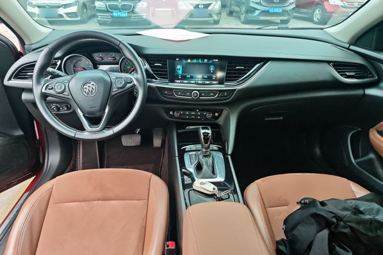 Used Buick Regal 2017 20T Elite Edition Center Console
