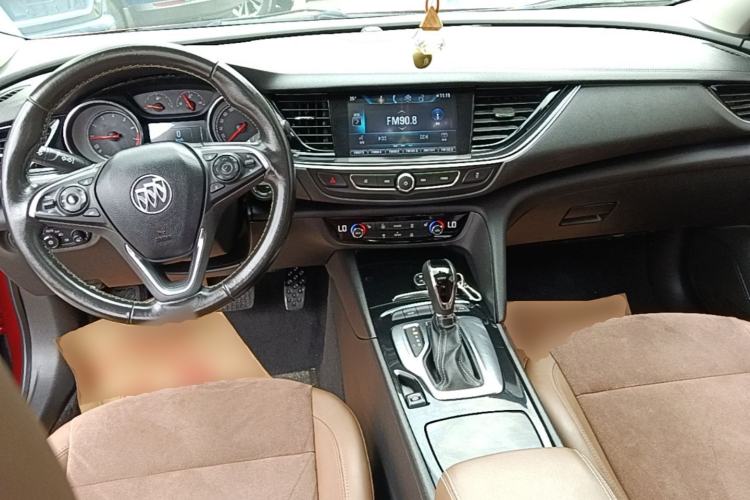 Used Buick Regal 2017 20T Elite Edition Center Console