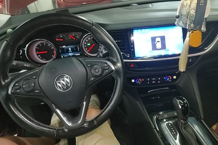 Used Buick Regal 2017 20T Elite Edition Center Console