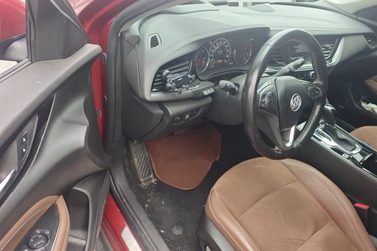 Used Buick Regal 2017 28T Prestige Model Driver Seat