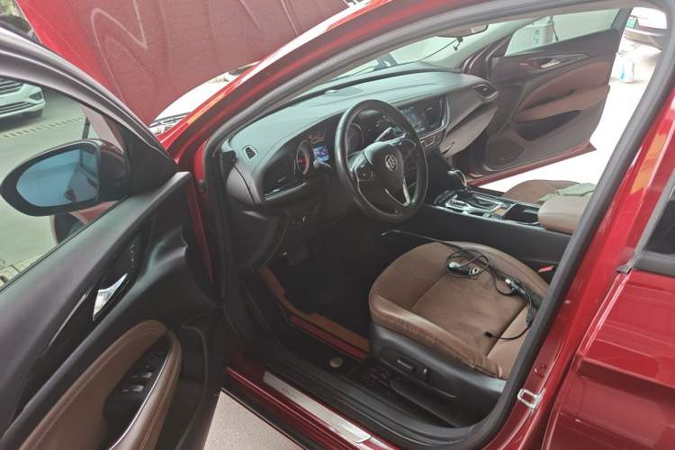 Used Buick Regal 2017 20T Elite Edition Driver Seat