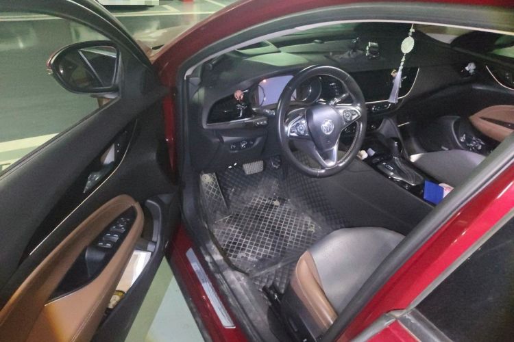 Used Buick Regal 2017 28T Prestige Model Driver Seat