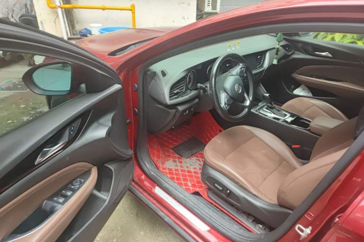Used Buick Regal 2017 20T Luxury Model Driver Seat
