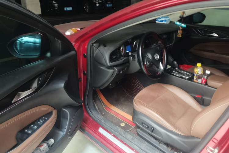 Used Buick Regal 2017 20T Luxury Model Driver Seat