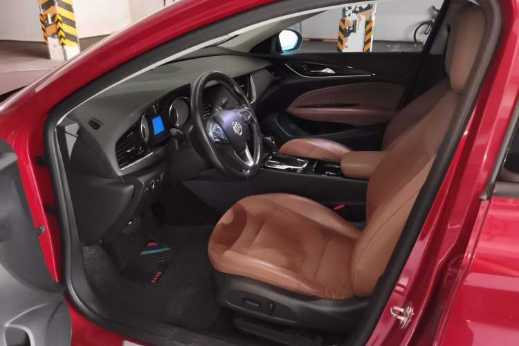 Used Buick Regal 2017 20T Luxury Model Driver Seat
