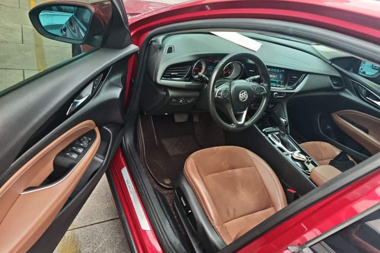 Used Buick Regal 2017 20T Elite Edition Driver Seat