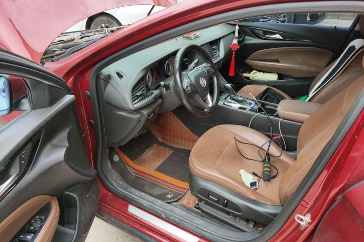Used Buick Regal 2017 20T Elite Edition Driver Seat